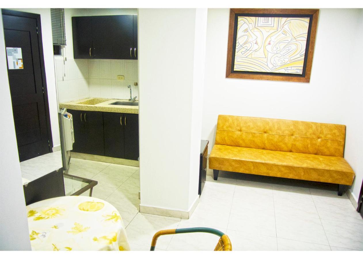 Hotel San Martin Armenia  Zewnętrze zdjęcie