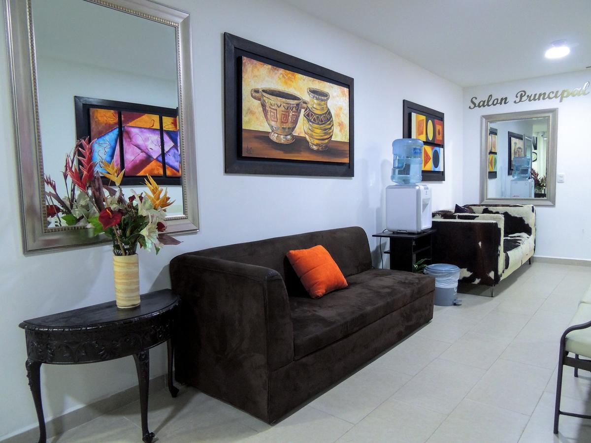Hotel San Martin Armenia  Zewnętrze zdjęcie